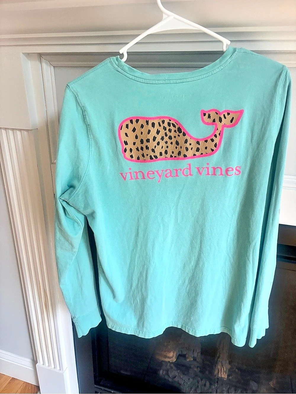 Vineyard Vines Long Sleeve Graphic Tee in Green